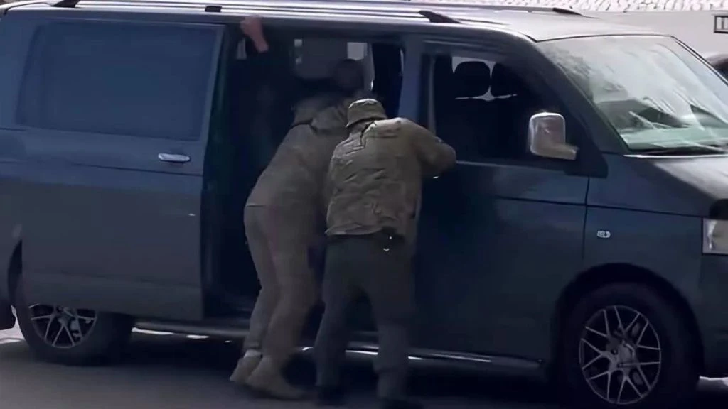 «Бусифікацію» хочуть обмежити законом: що заборонять працівникам ТЦК